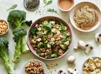 Honeygrow Asian Sesame Ginger Salad