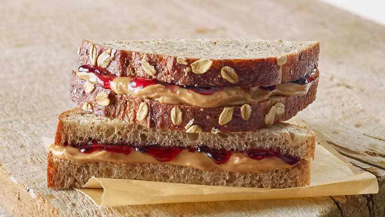 Panera Kids Peanut Butter & Jelly Nutrition Facts