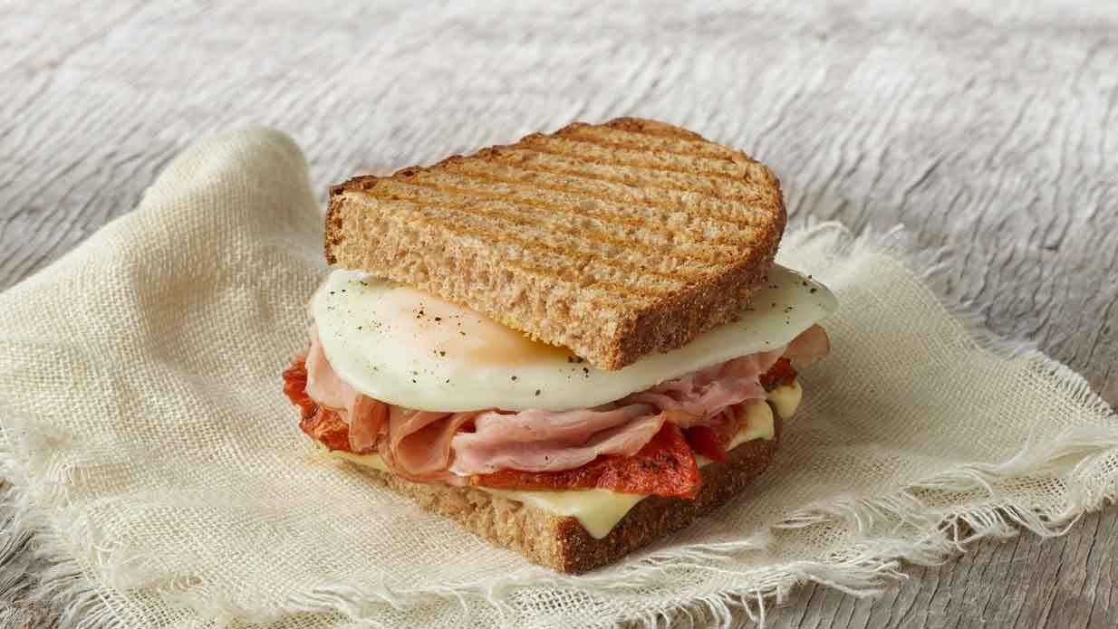 Panera Ham, Egg & Roasted Tomato Sandwich Nutrition Facts